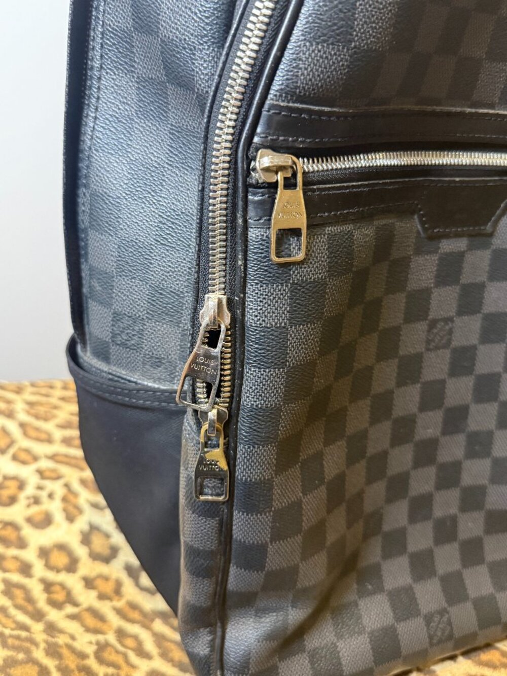 Louis Vuitton Josh Backpack - Picture 2 of 16
